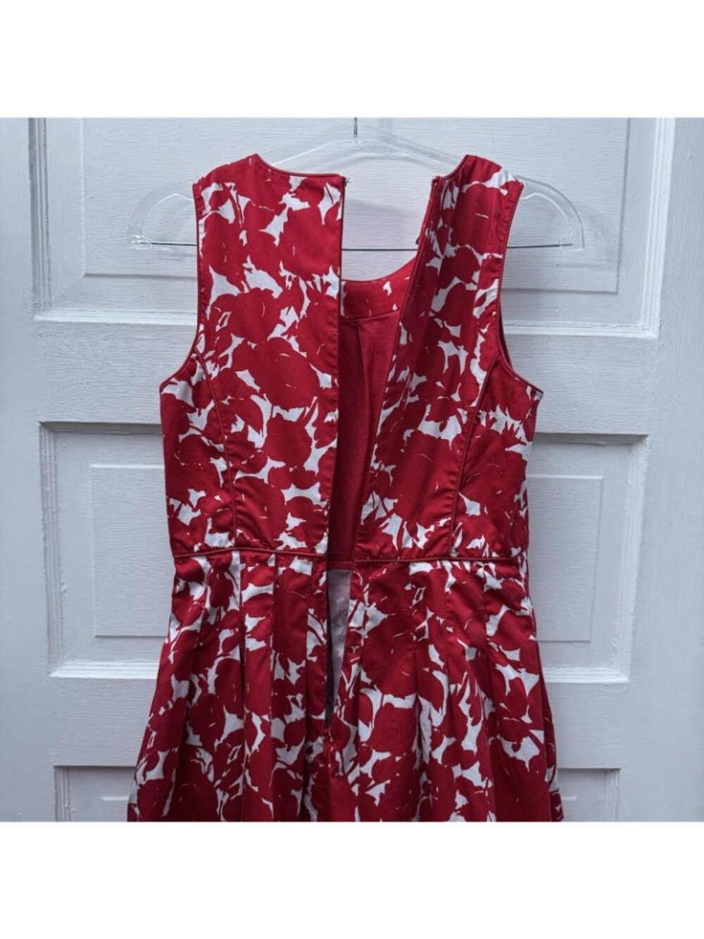 Talbots Petites 4P Red White Floral Fit & Flare Dress Sleeveless Pockets - Picture 7 of 10